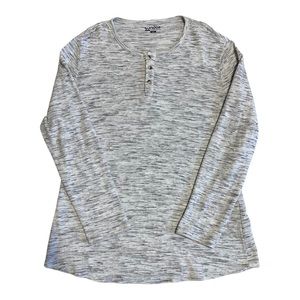 Sunday Gray and White Long Sleeve Casual Henley Size L